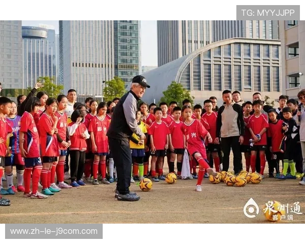 全面解析精彩足球比赛回放全程高清流畅观看深度体验指南精彩展现