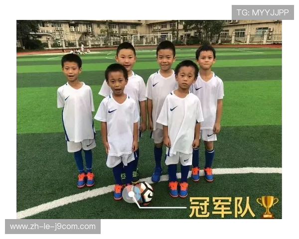 围绕保定飓风足球队队员成长故事的全景式深度人物群像纪实报道篇